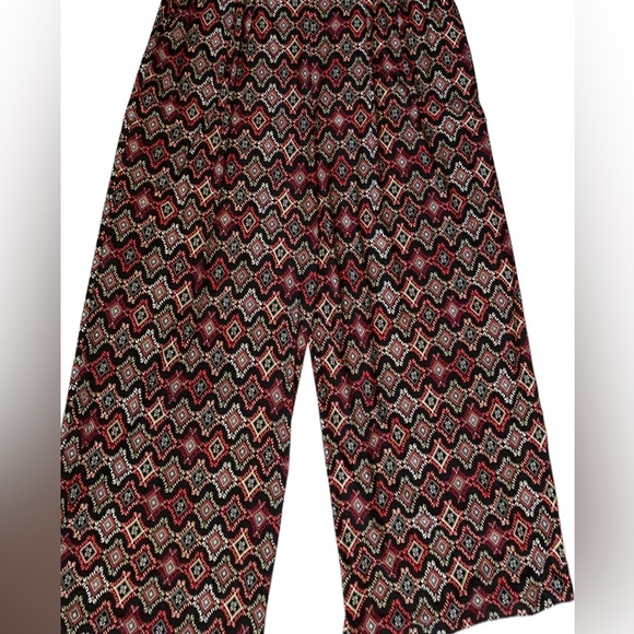 New Cuddl Duds Flexwear 1X Geometric, Print, Wide Leg Atleisure Pants - Picture 2 of 6